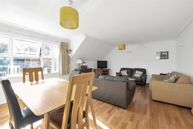 17-Trevelyan-place-01.jpg