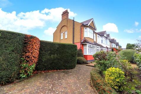 Chase Side Avenue, Enfield, Middlesex, EN2