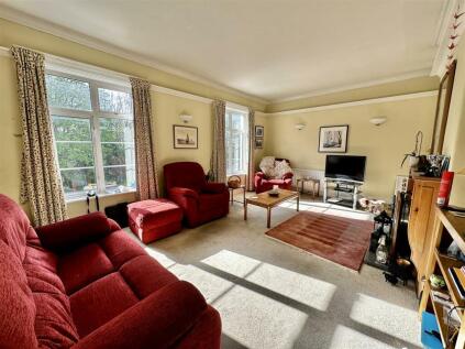 Whitcombe Road, Newport