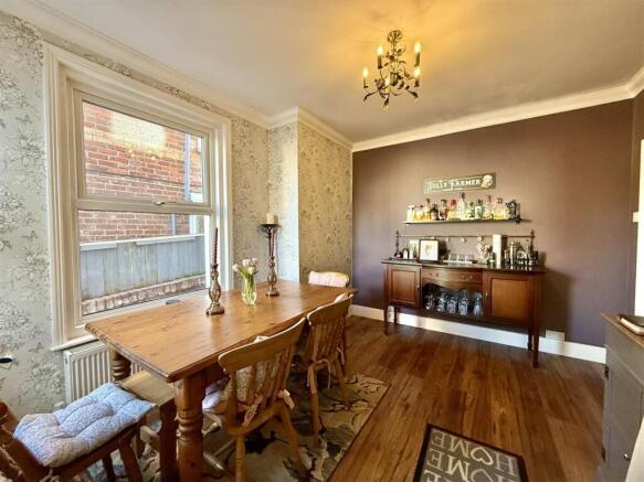 Dining Room: