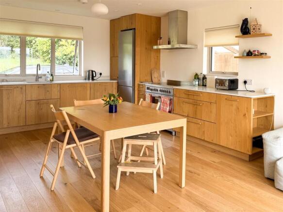 Living/Dining/Kitchen: