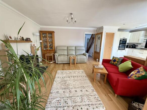 Sitting Area: