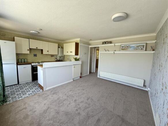 Living Area: