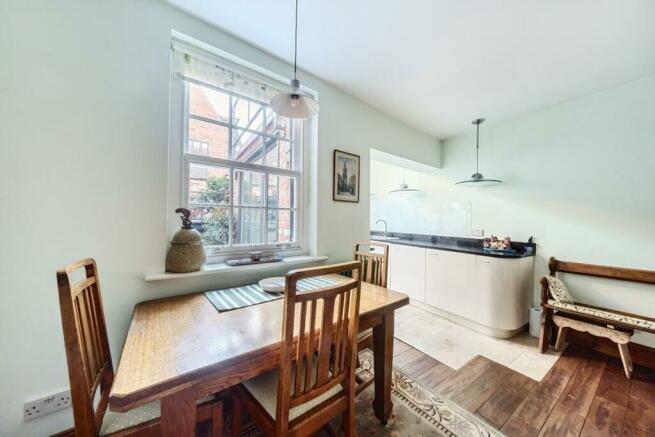 Kitchen Dining Area