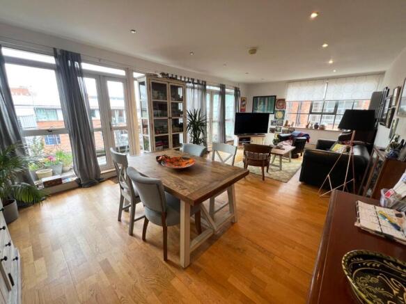 Open Plan Living/Dining Room