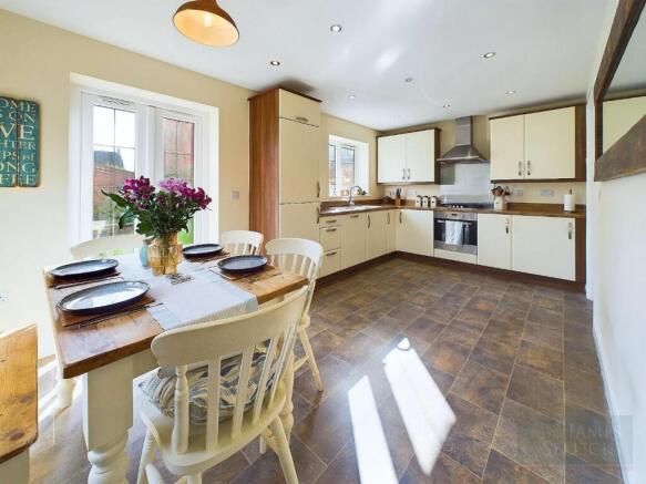Dining Kitchen