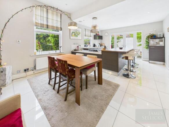 Dining Kitchen