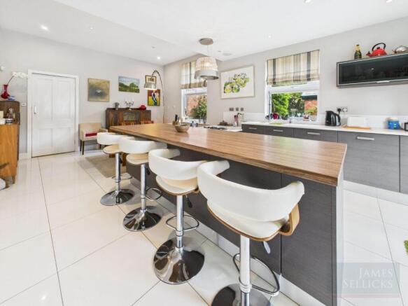 Dining Kitchen