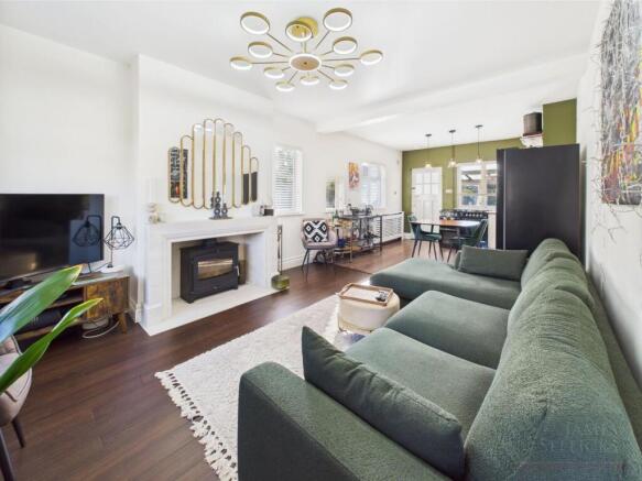 Open plan living/dining/kitchen