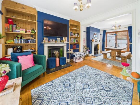 Sitting/Dining Room