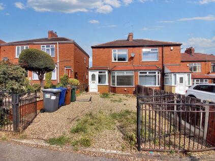 East Avenue, Wombwell, S73