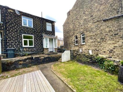Longwood Road, Huddersfield, HD3
