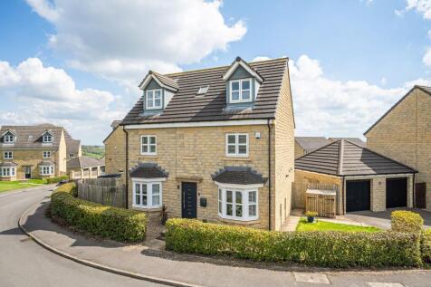 Warton Avenue, Lindley, Huddersfield, HD3