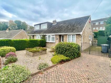 Kirkwood Drive, Huddersfield, HD3