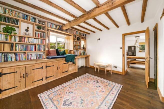 DINING ROOM / PLAYROOM