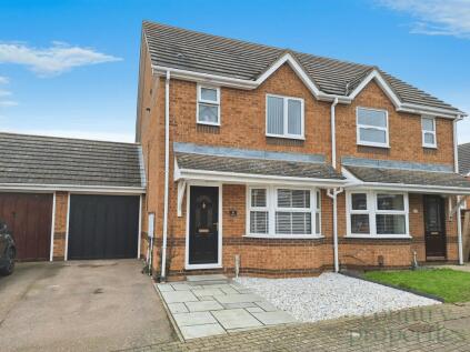 Empire Close, Biggleswade, SG18