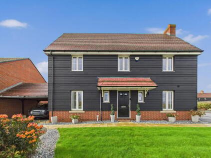 Holbrook Grove, Biggleswade, SG18