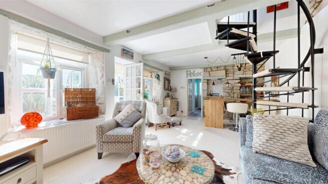 3-Cove-Cottages-04122025_113538.jpg