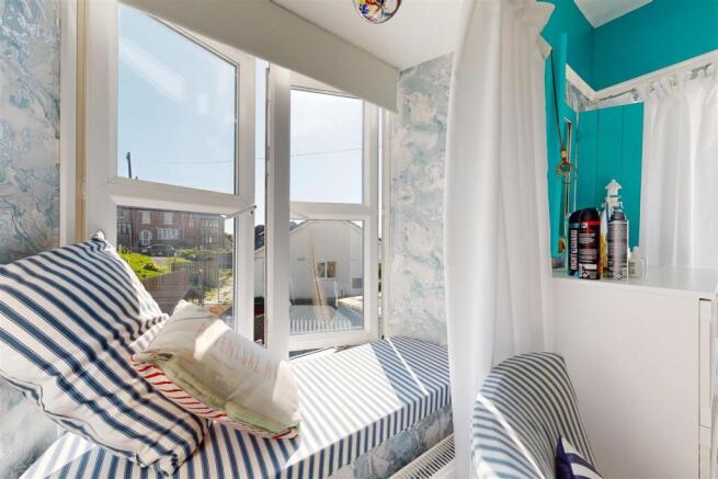 3-Cove-Cottages-04122025_114301.jpg
