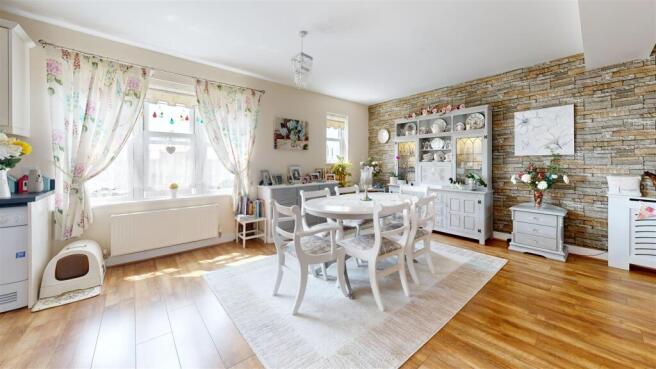 -Alm-Place-Dining-Room 1.jpg