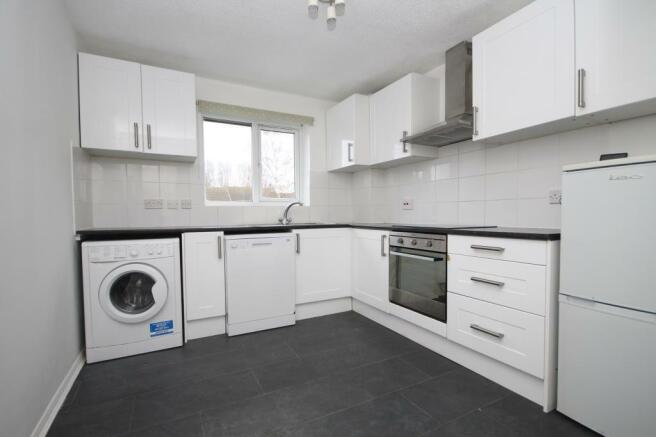 .KITCHEN.JPG