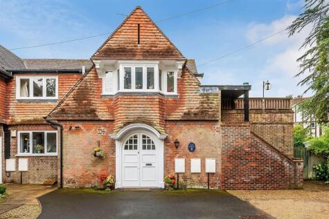 Burnhams Road, Little Bookham, KT23