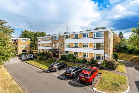 Avenue Road, Epsom, KT18