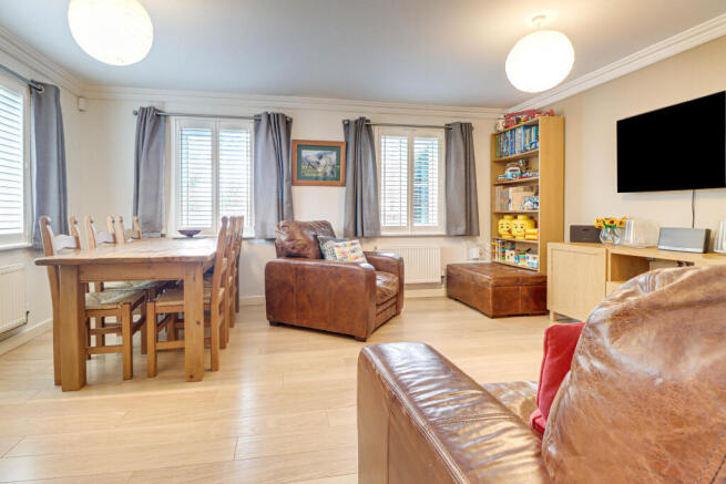 Living/Dining Room