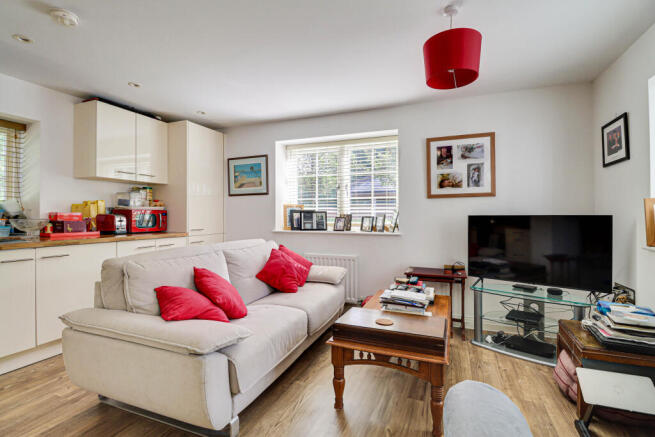 Living/Kitchen