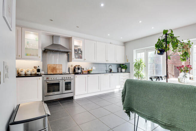 Kitchen/Dining