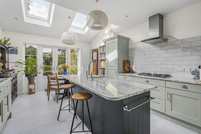 Kitchen/dining