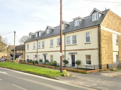 Ely - 3 bedroom apartment for sale