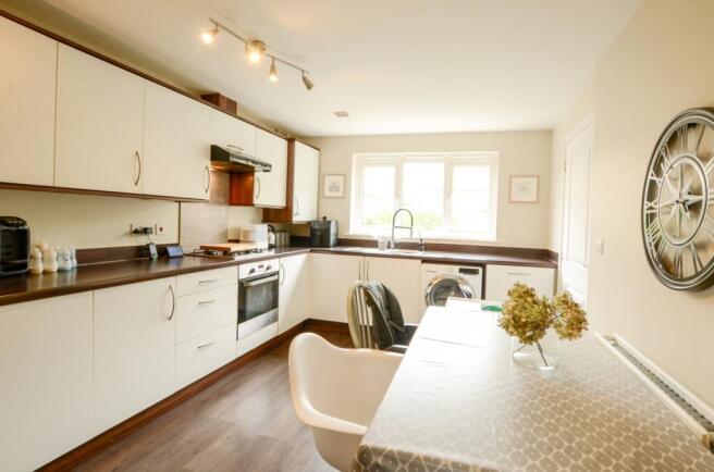 4 Wilmott Walk TPS 01208 74182 -6