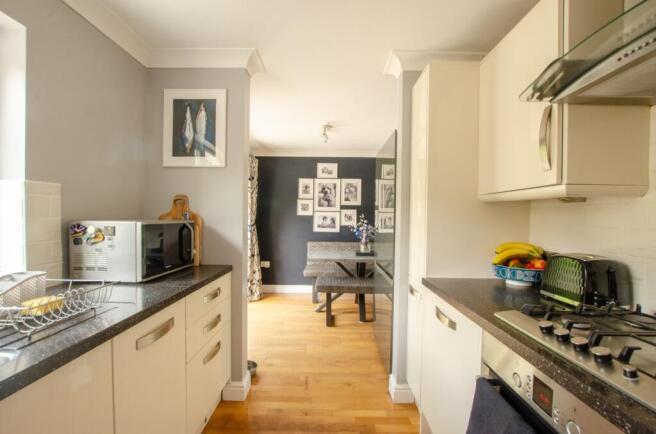 10 Lanhydrock View TPS Bodmin Branch 01208 74182 -