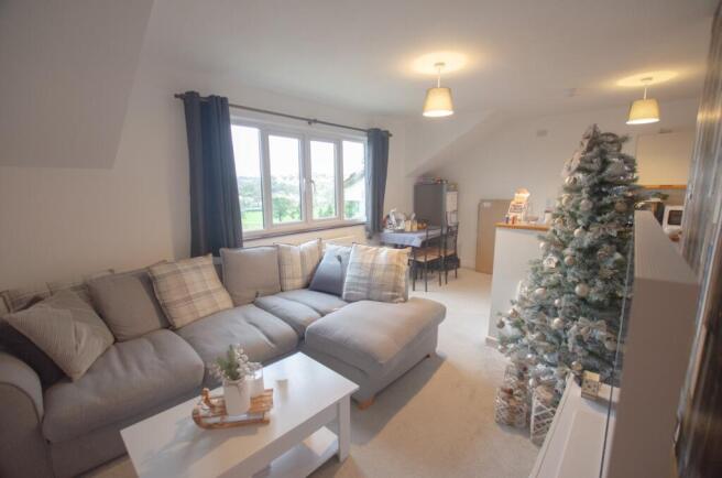 Flat 2, 2 Beaconsfield -07