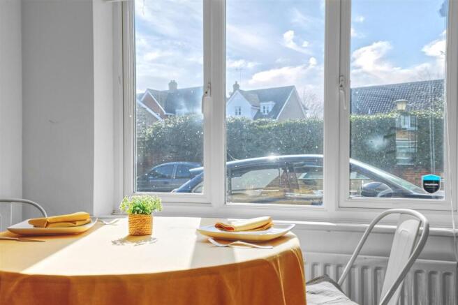 dining.jpg