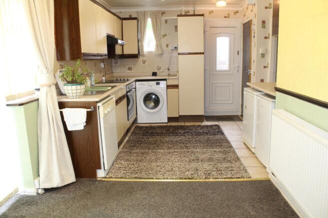 Fitted Dining Kitchen