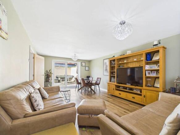 Living/Dining Room