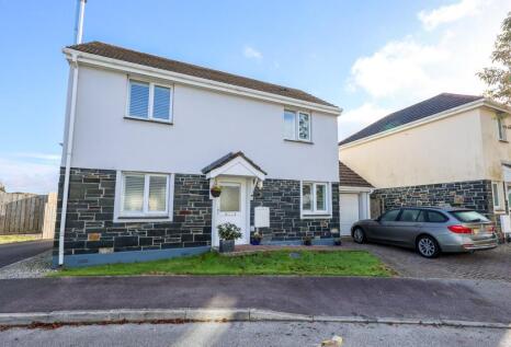 Springfields, Bugle, St Austell, PL26