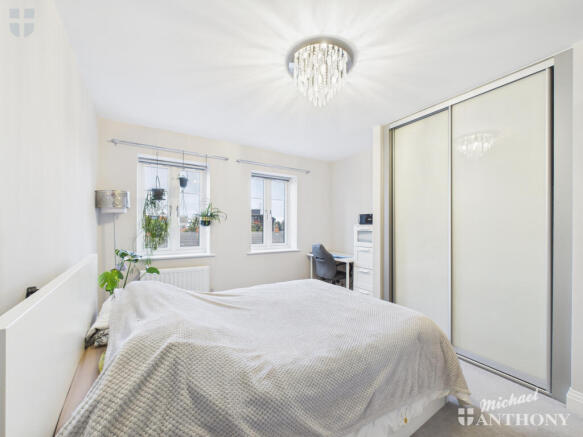 CAM03218G0-PR0800-STILL012