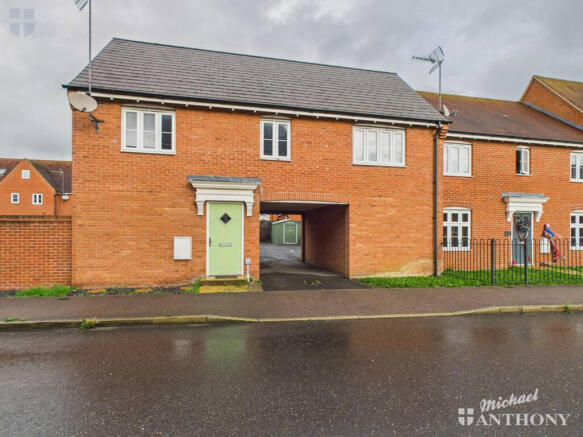 CAM03218G0-PR0803-STILL001-thumbnail-h750-70