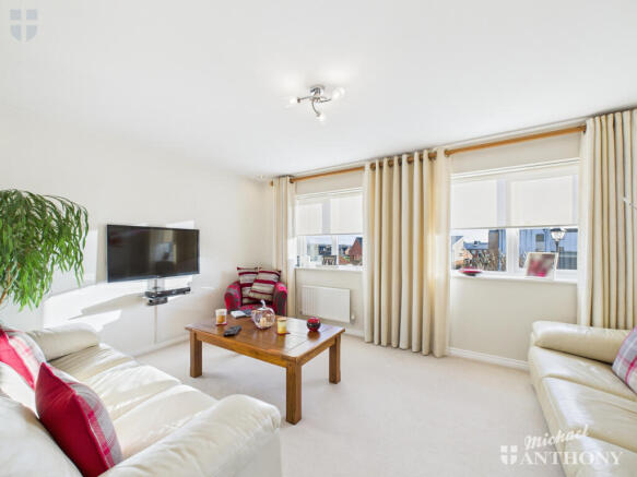 CAM03218G0-PR0859-STILL006