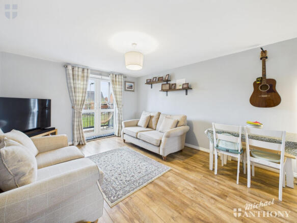 63c3ffe1264e45e69af2104a36c4431a_80_CAM03852G0-PR0