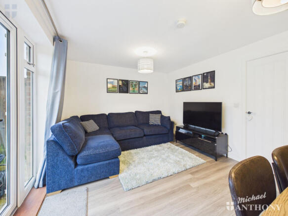 c7b50cead9f6423ea353c1cae04e853d_80_CAM03852G0-PR0