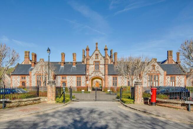 Gilbert Scott Court