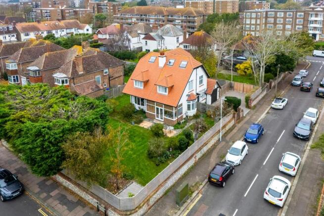 19 St Valerie Road Drone Shots Final-4.jpg