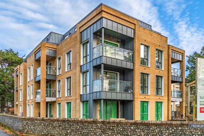 Plot 9 Lindfield Place Final-18.jpg