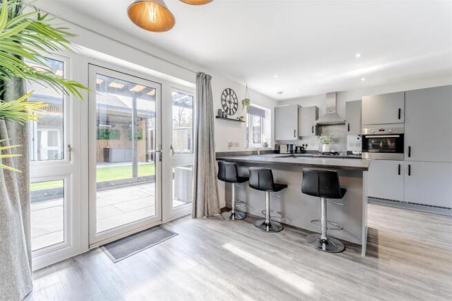 Kitchen/Dining Room
