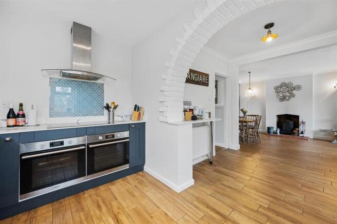 Kitchen/Dining Room