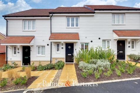 Cedarcup Close, Ardleigh, Colchester, Essex, CO7